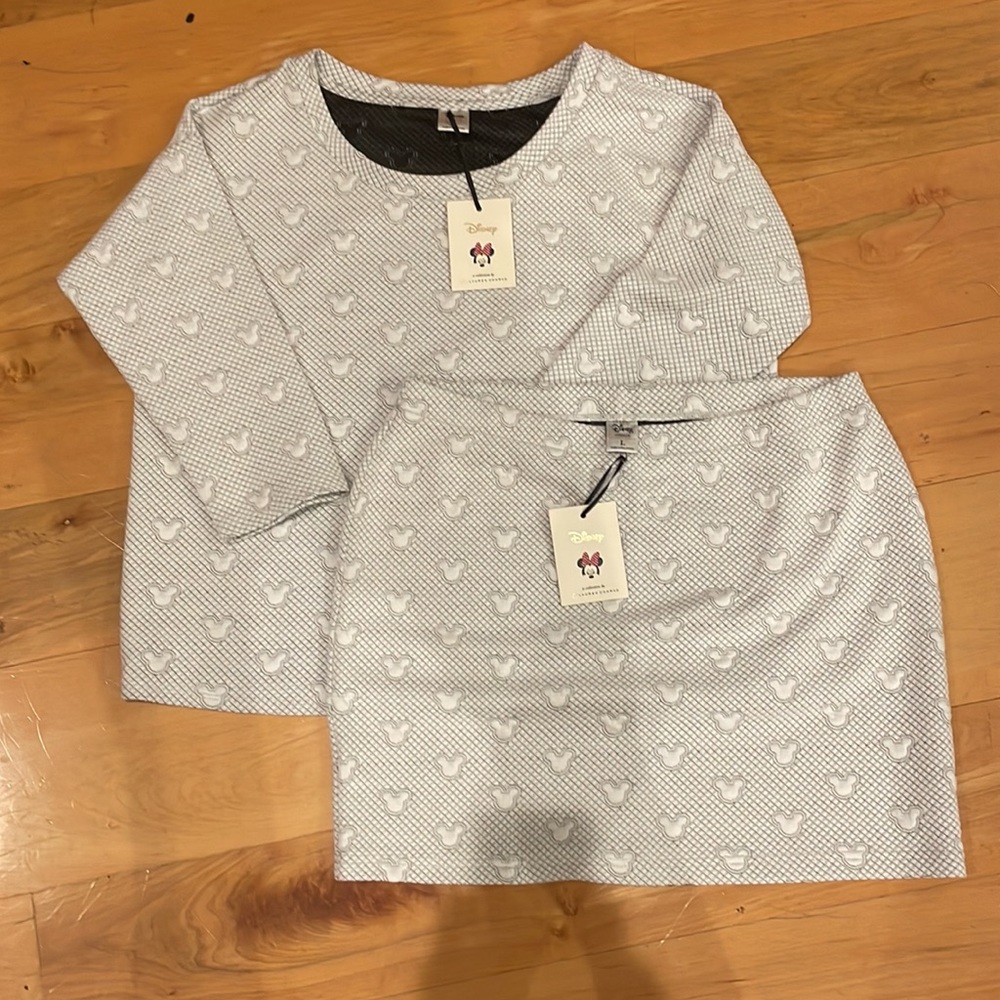 White Disney textured Minnie Mouse skirt and top set